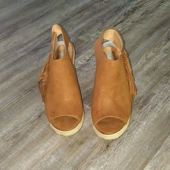 REPORT Neko tassel side tan wedges open toe - Picture 2 of 9